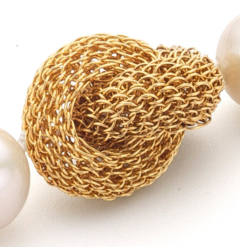 Perlen Kette mit Gold Knoten versteckter Verschluss