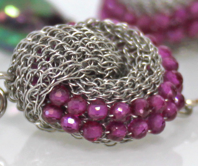 Knot earrings Rubies pearl